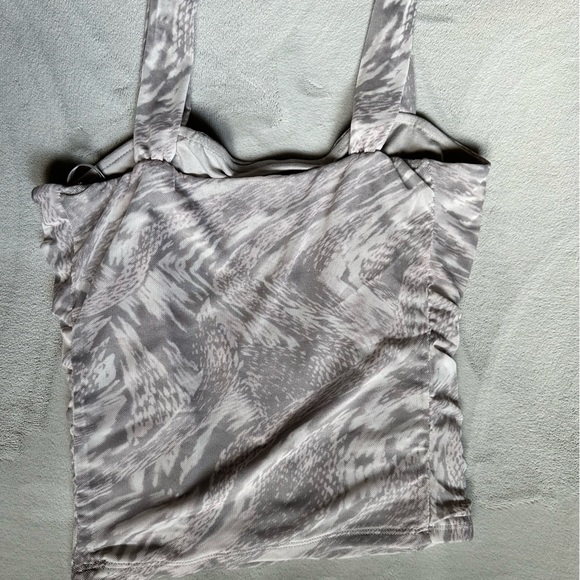 Tank top women’s - Picture 2 of 3